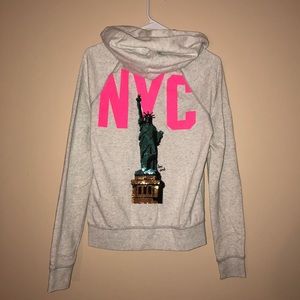 SOLD⭐️⭐️ PINK Victoria’s Secret rare NYC jacket